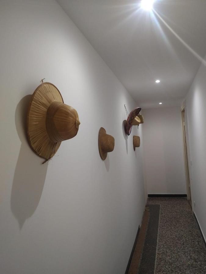 Wow Home - 175 Mq - Posteggio Privato - Davanti Porto Traghetti - Fino A 10 Posti Letto Genua Buitenkant foto