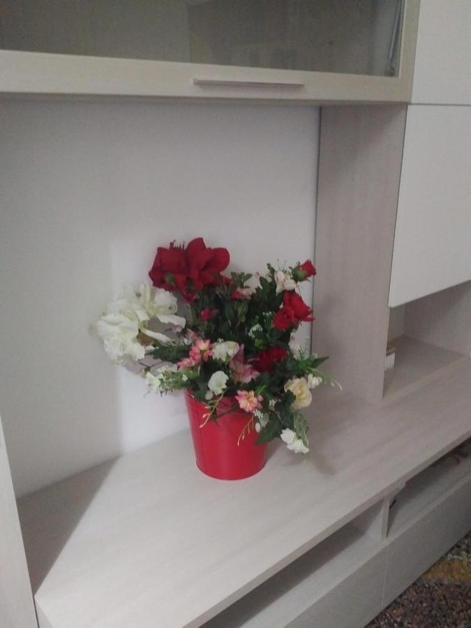 Wow Home - 175 Mq - Posteggio Privato - Davanti Porto Traghetti - Fino A 10 Posti Letto Genua Buitenkant foto