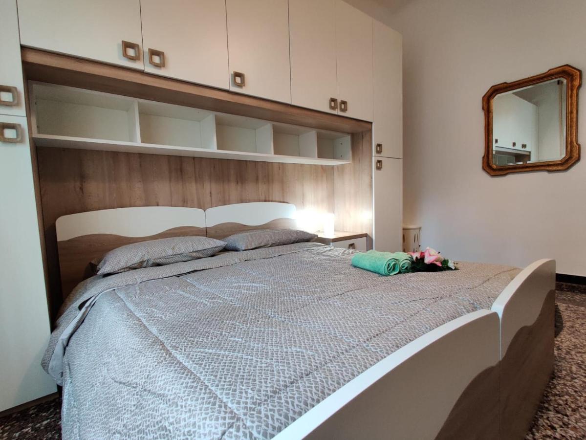 Wow Home - 175 Mq - Posteggio Privato - Davanti Porto Traghetti - Fino A 10 Posti Letto Genua Buitenkant foto