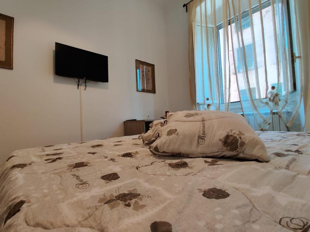 Wow Home - 175 Mq - Posteggio Privato - Davanti Porto Traghetti - Fino A 10 Posti Letto Genua Buitenkant foto