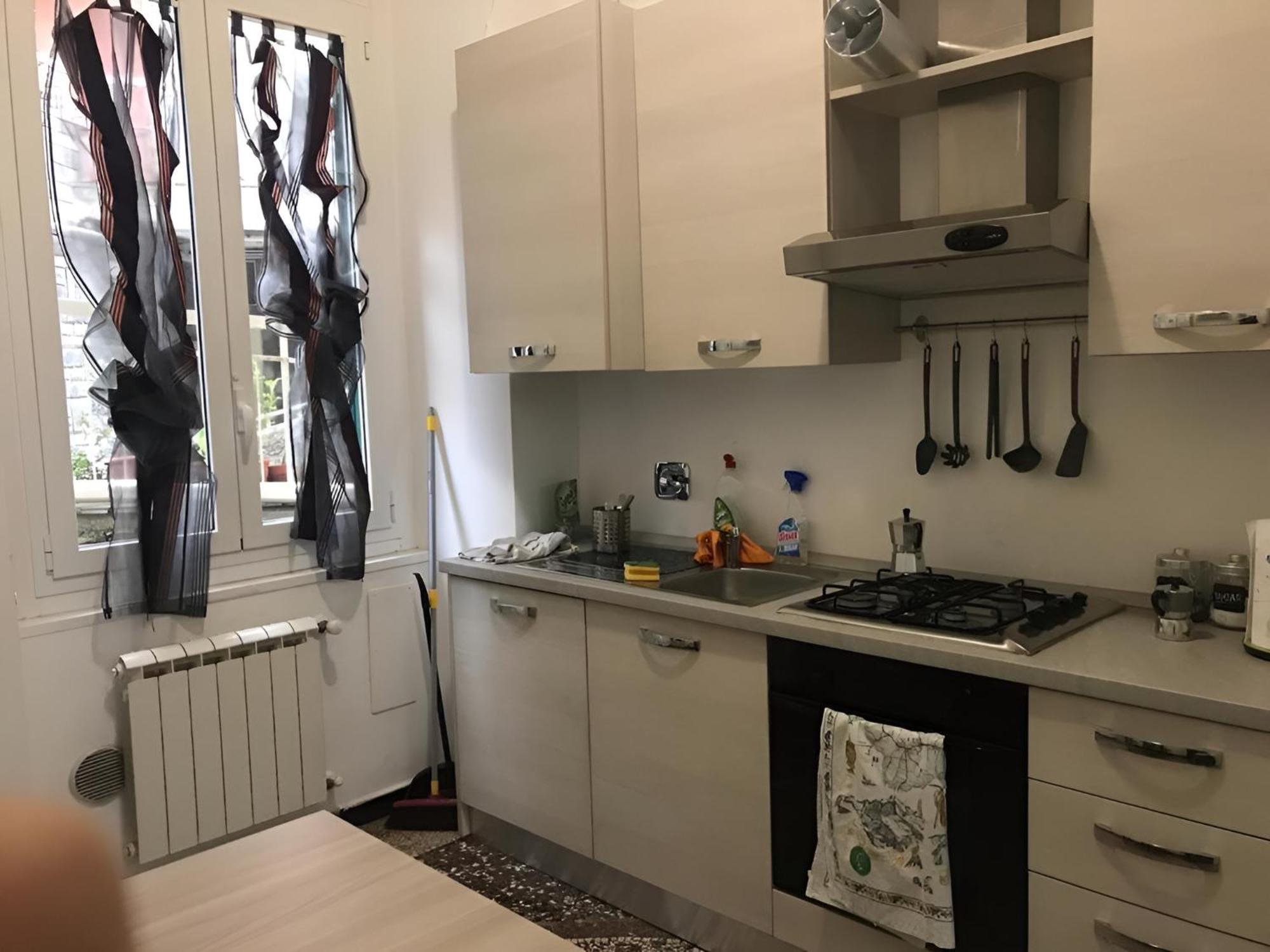 Wow Home - 175 Mq - Posteggio Privato - Davanti Porto Traghetti - Fino A 10 Posti Letto Genua Buitenkant foto